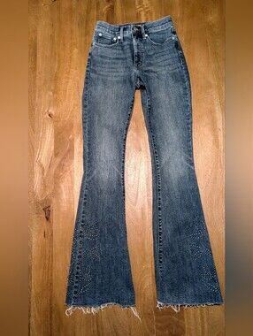 Lucky Brand Women’s Blue Flare Jeans with Embellished Hem Sz 26 Reg